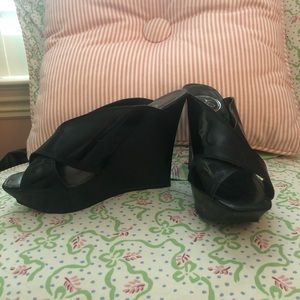 Jessica Simpson Wedges. Black. Size 6.5